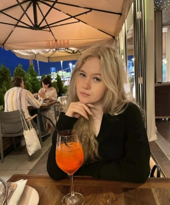 Проститутка Камилла